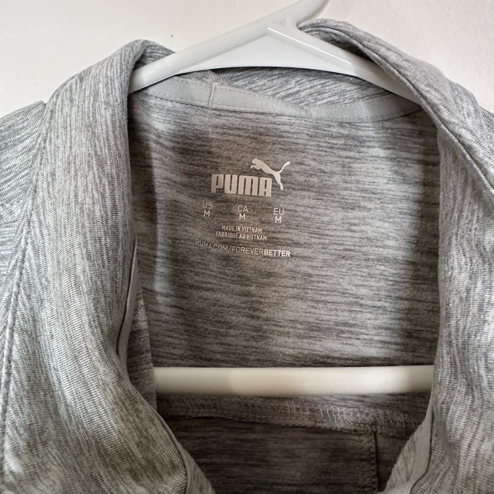 PUMA Gray Sleeveless Zip-Up Vest - Picture 2 of 4